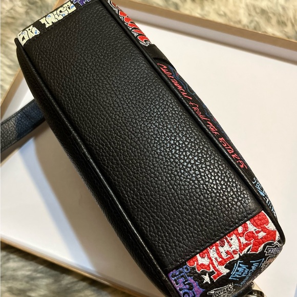 Golden Goose Black Graffiti Star Hammered Leader Crossbody Handbag. one size - Picture 6 of 6